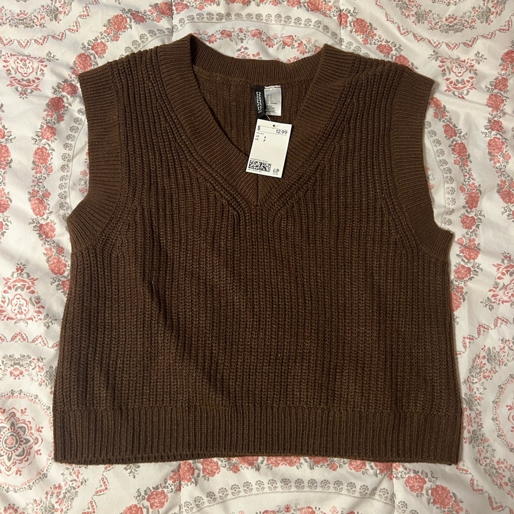 H&M sweater vest